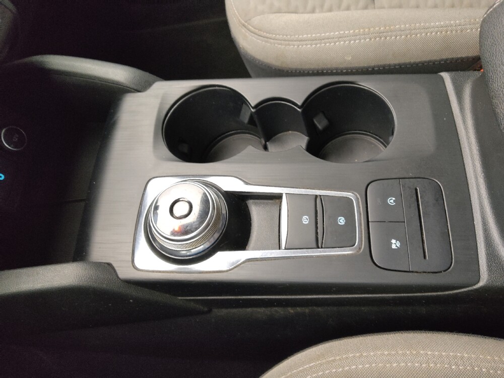 2020 Ford Escape in St. Louis, MO 63136 - 18111855 26