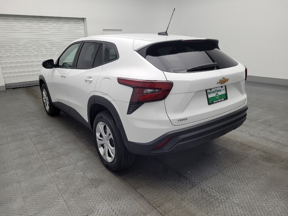 2025 Chevrolet Trax in Pelham, AL 35124 - 18111867 5