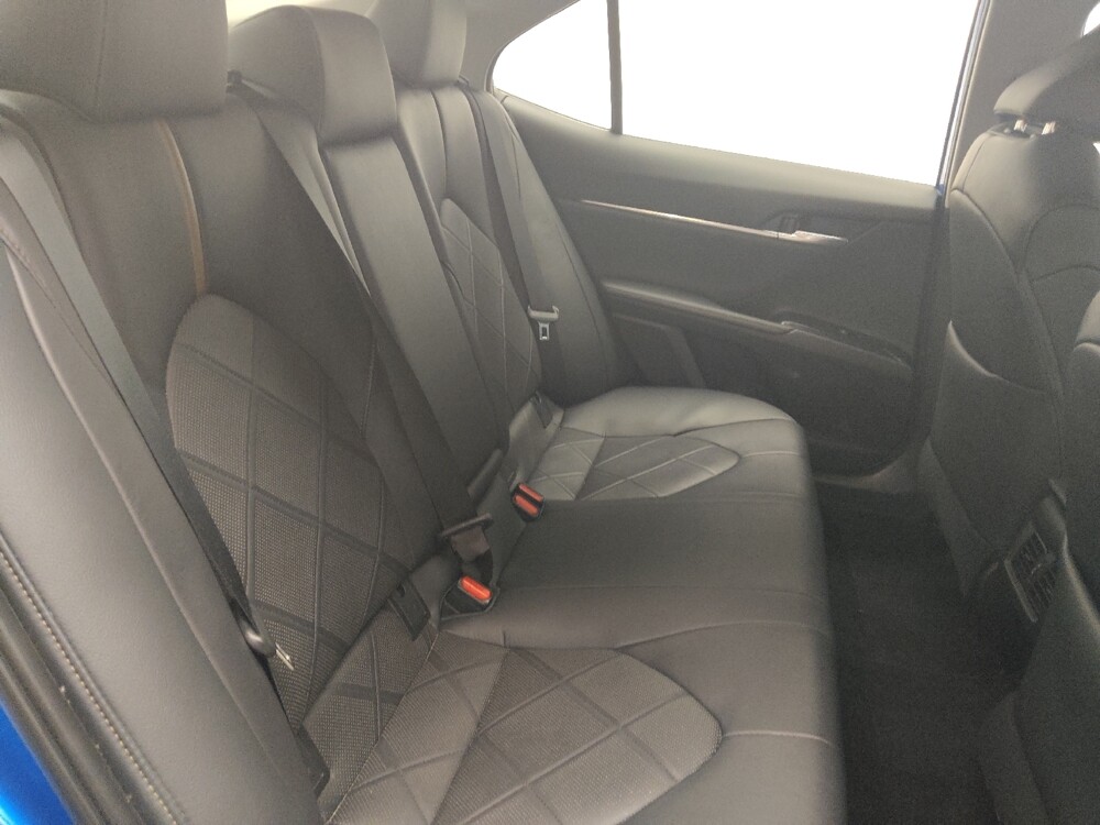 2019 Toyota Camry in Stone Mountain, GA 30083 - 18111877 19