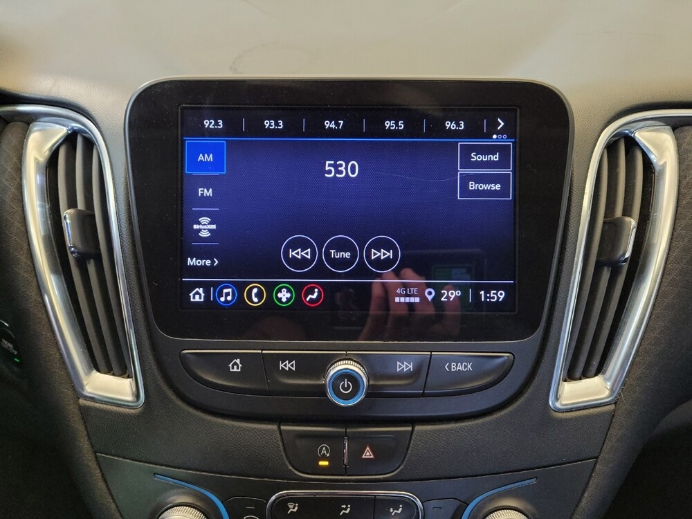 2021 Chevrolet Malibu in Maple Heights, OH 44137 - 18111884 25