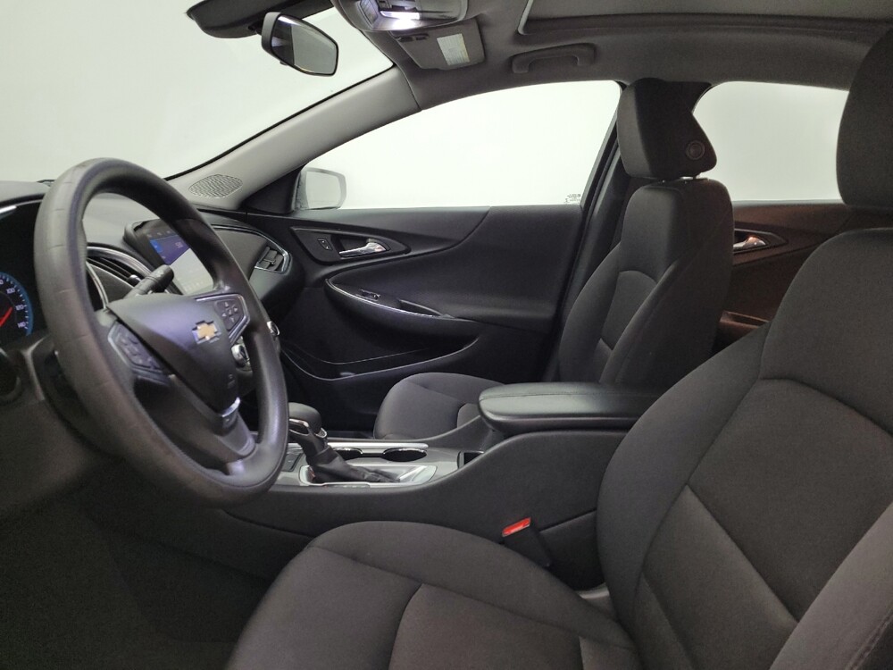 2021 Chevrolet Malibu in Maple Heights, OH 44137 - 18111884 17