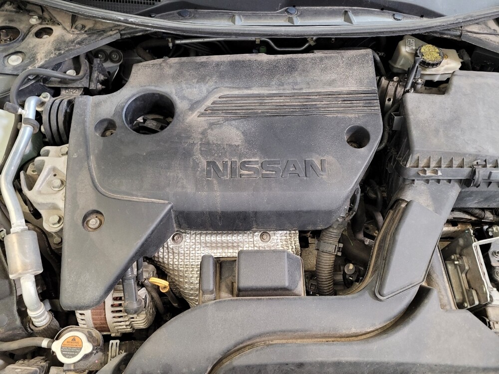 2017 Nissan Altima in Maple Heights, OH 44137 - 18111887 30