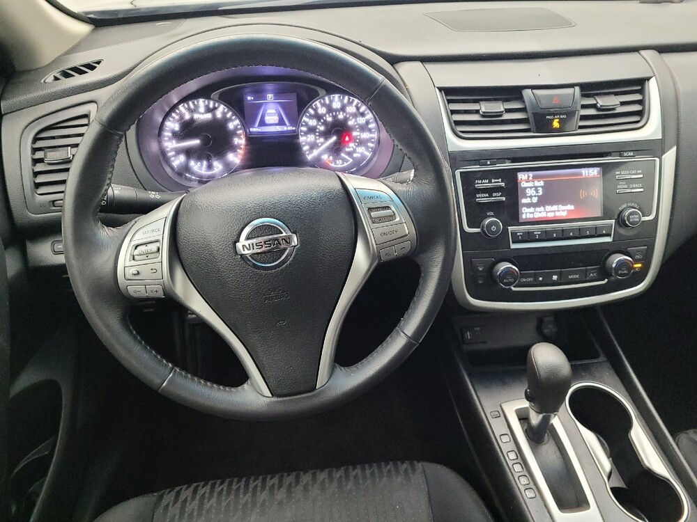 2017 Nissan Altima in Maple Heights, OH 44137 - 18111887 22