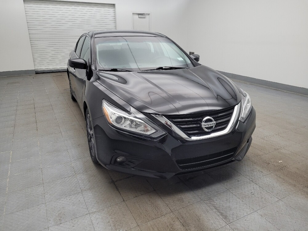2017 Nissan Altima in Maple Heights, OH 44137 - 18111887 14