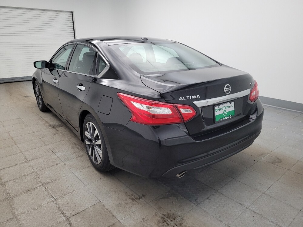 2017 Nissan Altima in Maple Heights, OH 44137 - 18111887 5