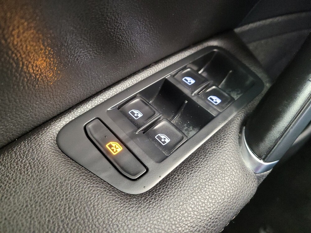 2019 Volkswagen Golf in Fairfield, OH 45014 - 18111889 27