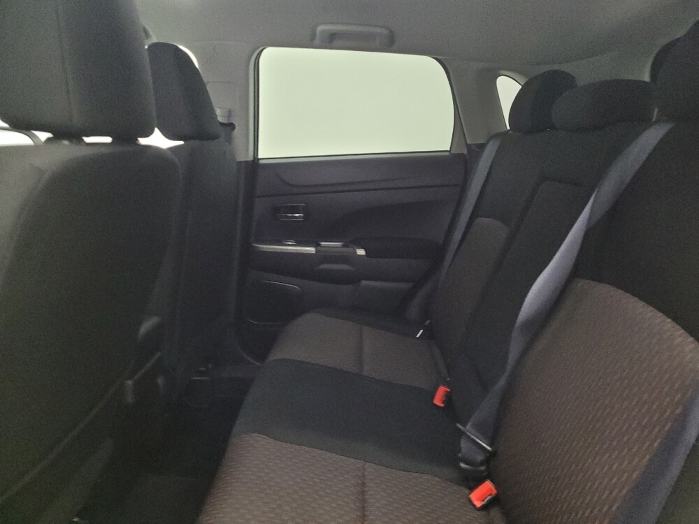 2019 Mitsubishi Outlander Sport in Miamisburg, OH 45342 - 18111890 18