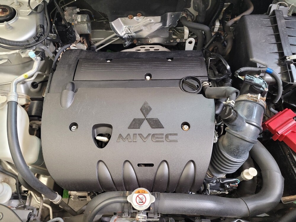 2019 Mitsubishi Outlander Sport in Miamisburg, OH 45342 - 18111890 30