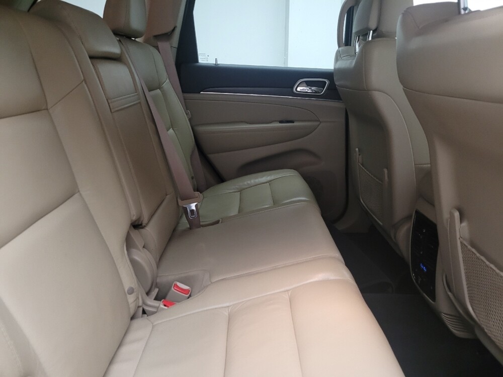 2017 Jeep Grand Cherokee in Grand Rapids, MI 49508 - 18111894 19