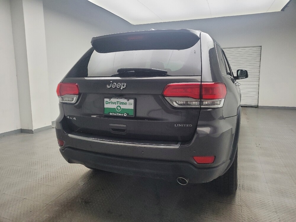 2017 Jeep Grand Cherokee in Grand Rapids, MI 49508 - 18111894 7