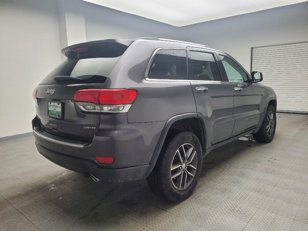 2017 Jeep Grand Cherokee in Grand Rapids, MI 49508 - 18111894 10