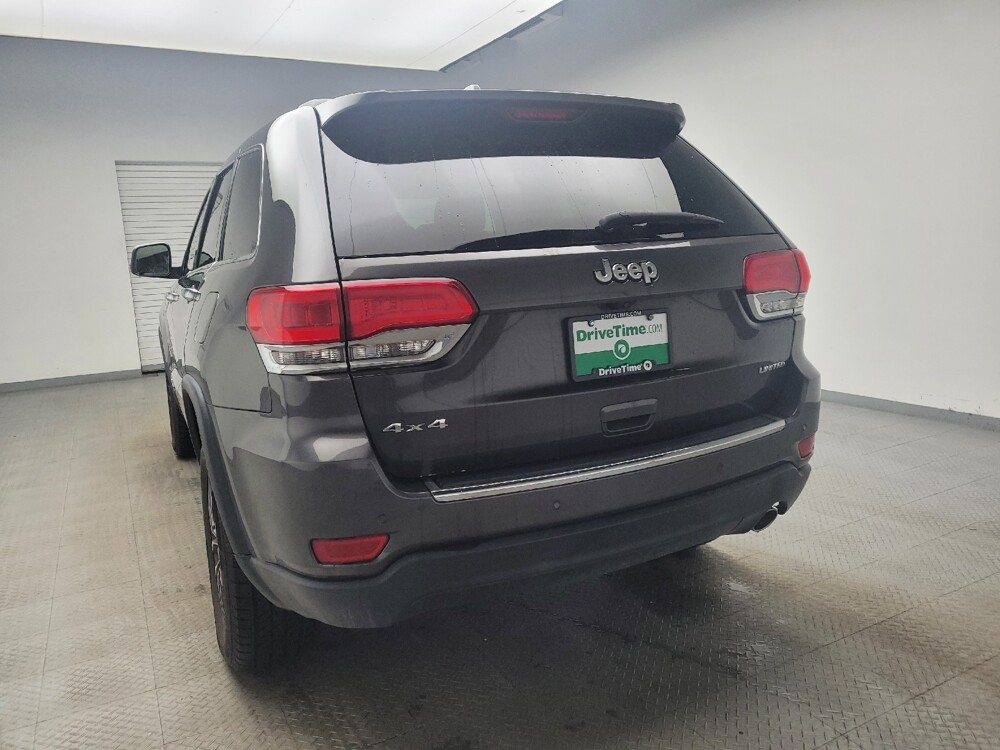 2017 Jeep Grand Cherokee in Grand Rapids, MI 49508 - 18111894 6