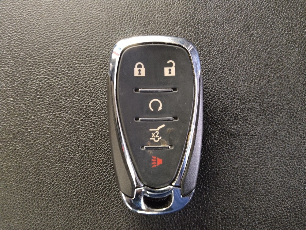 2020 Chevrolet Equinox in Stone Mountain, GA 30083 - 18111895 32