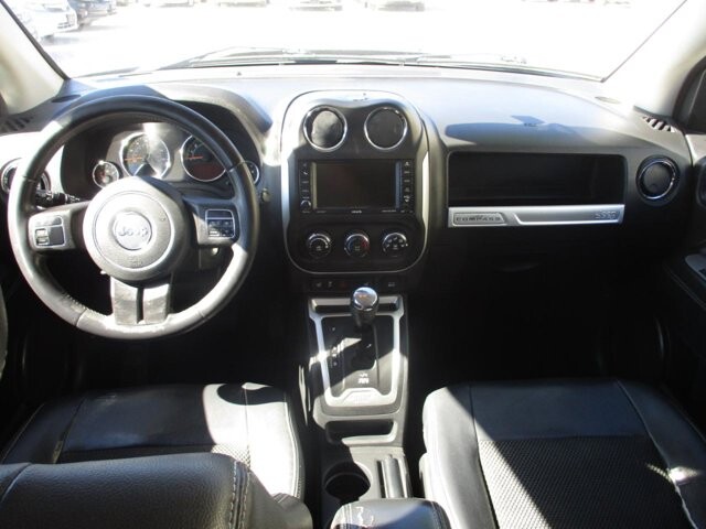 2014 Jeep Compass in Oak Grove, MO 64075 - 18111909 11