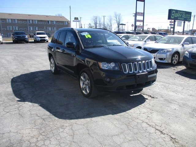 2014 Jeep Compass in Oak Grove, MO 64075 - 18111909 3