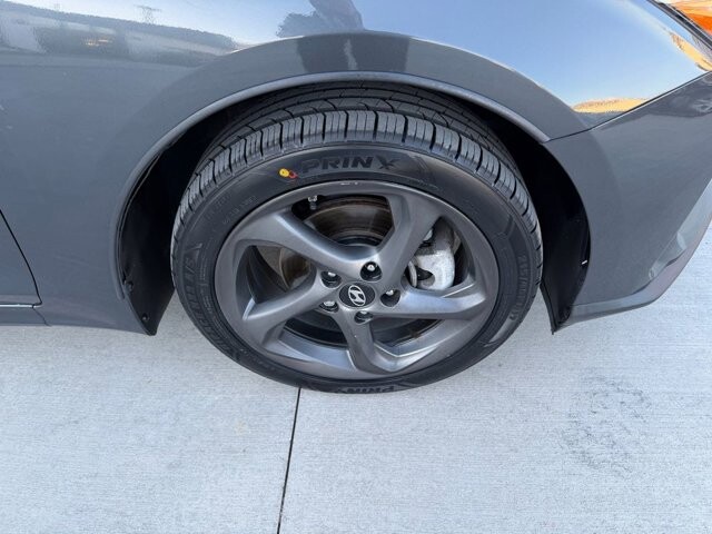 2020 Hyundai Veloster in Knoxville, TN 37920 - 18111910 25