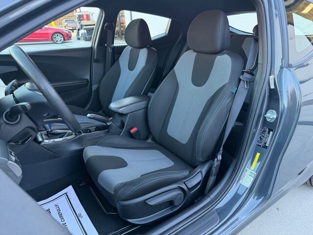 2020 Hyundai Veloster in Knoxville, TN 37920 - 18111910 12