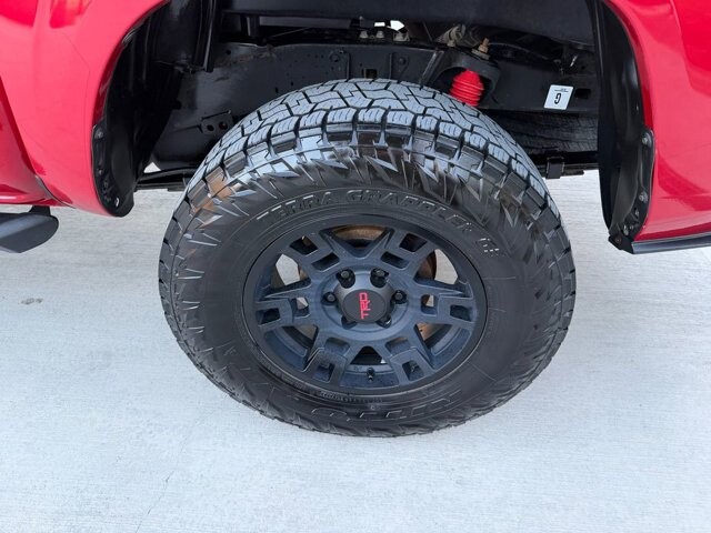 2022 Toyota Tacoma in Knoxville, TN 37920 - 18111911 29