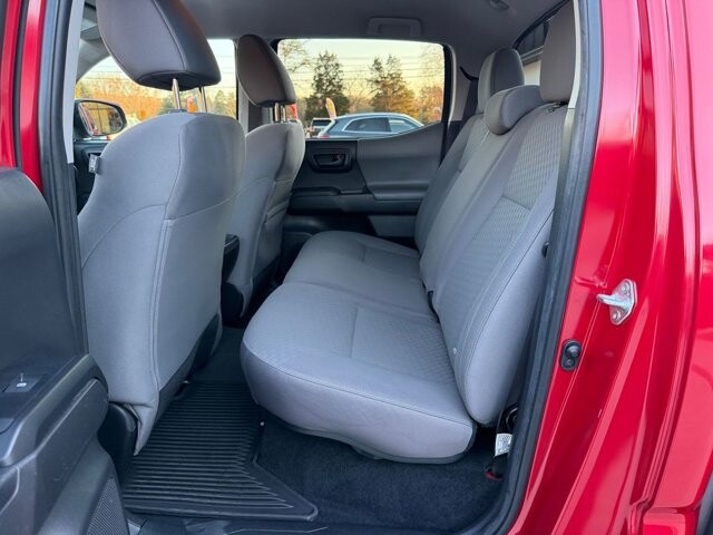 2022 Toyota Tacoma in Knoxville, TN 37920 - 18111911 14