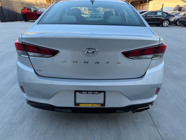 2018 Hyundai Sonata in Knoxville, TN 37920 - 18111912 3