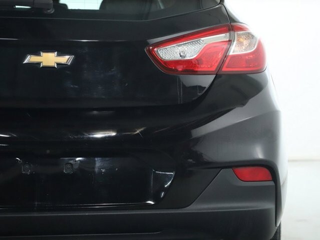 2019 Chevrolet Cruze in Bedford, OH 44146 - 18111921 43