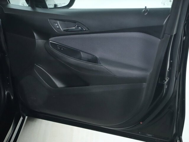 2019 Chevrolet Cruze in Bedford, OH 44146 - 18111921 32