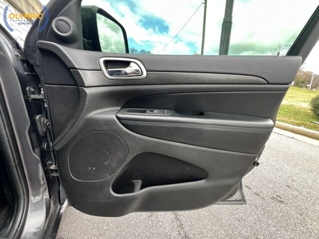 2018 Jeep Grand Cherokee in Decatur, GA 30032 - 18111927 44