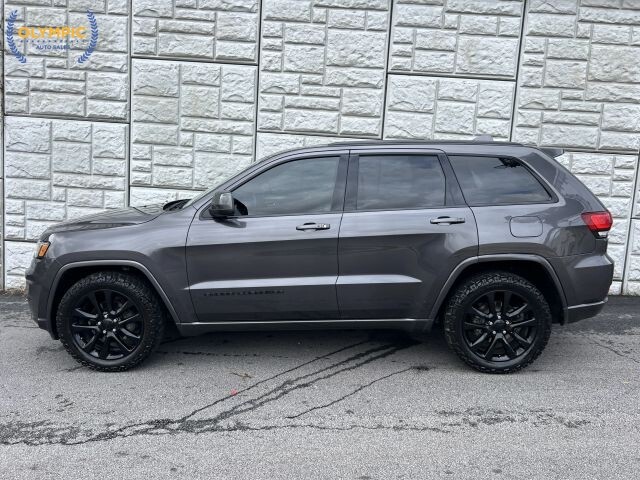2018 Jeep Grand Cherokee in Decatur, GA 30032 - 18111927 7