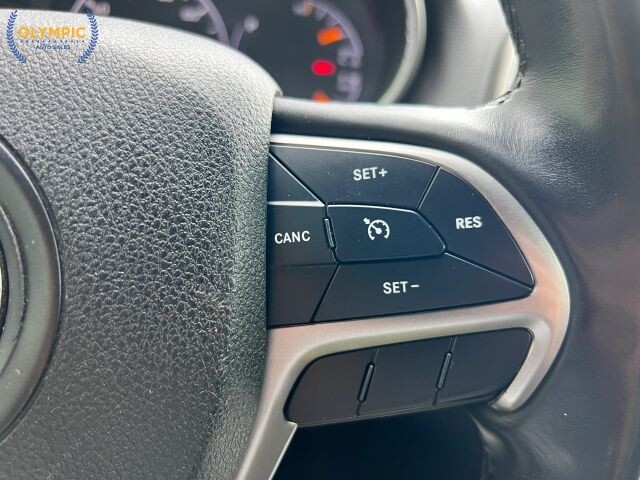 2018 Jeep Grand Cherokee in Decatur, GA 30032 - 18111927 25