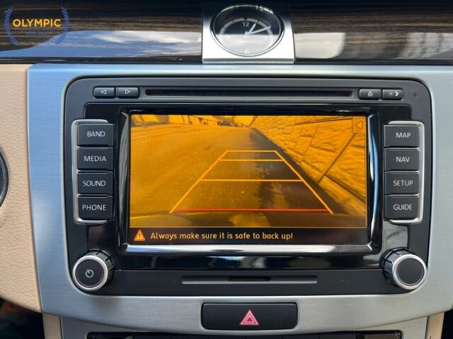 2014 Volkswagen CC in Decatur, GA 30032 - 18111928 31