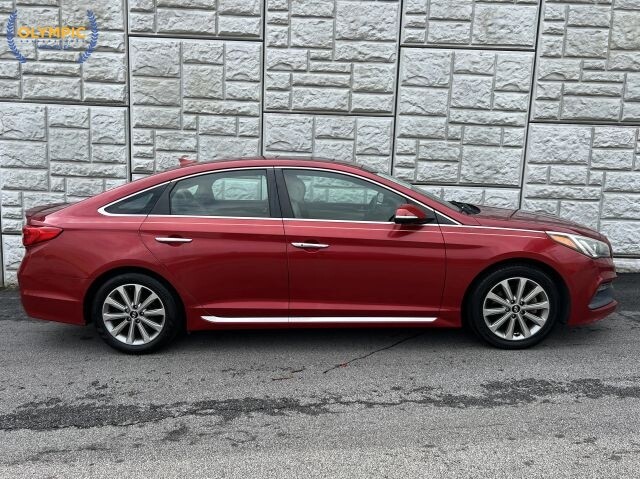 2017 Hyundai Sonata in Decatur, GA 30032 - 18111930 8