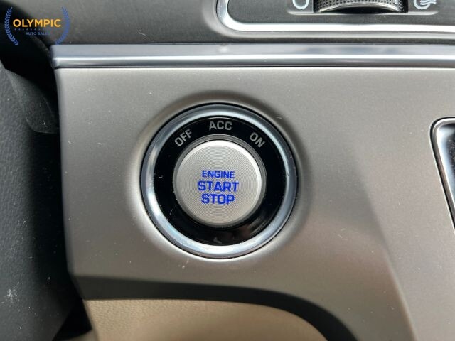 2017 Hyundai Sonata in Decatur, GA 30032 - 18111930 29