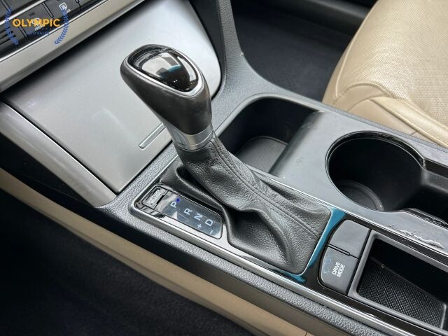 2017 Hyundai Sonata in Decatur, GA 30032 - 18111930 35