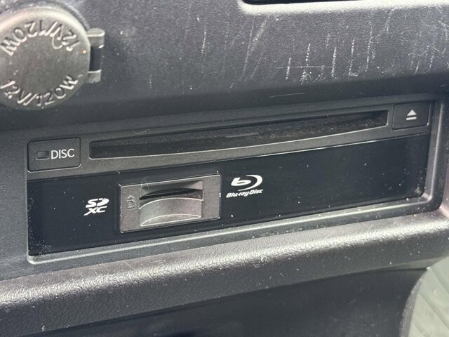 2017 Toyota Sienna in Winchester, VA 22602 - 18111932 22