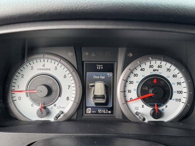 2017 Toyota Sienna in Winchester, VA 22602 - 18111932 28