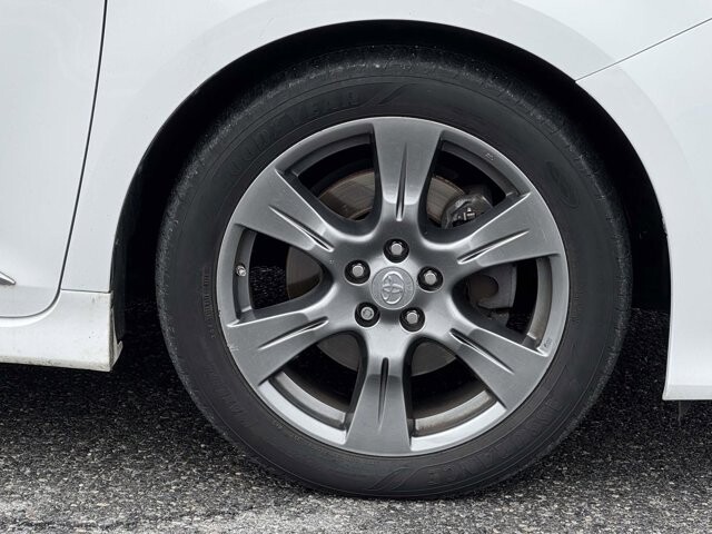 2017 Toyota Sienna in Winchester, VA 22602 - 18111932 7