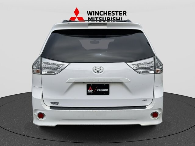 2017 Toyota Sienna in Winchester, VA 22602 - 18111932 3