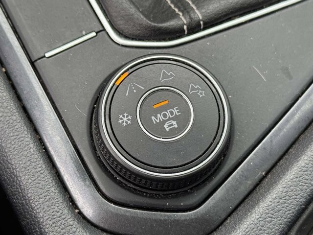 2022 Volkswagen Tiguan in Winchester, VA 22602 - 18111938 44