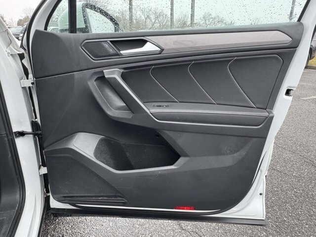 2022 Volkswagen Tiguan in Winchester, VA 22602 - 18111938 8