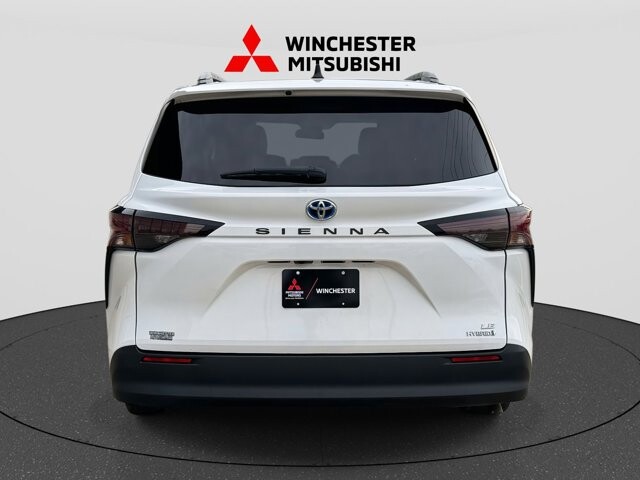 2023 Toyota Sienna in Winchester, VA 22602 - 18111940 3