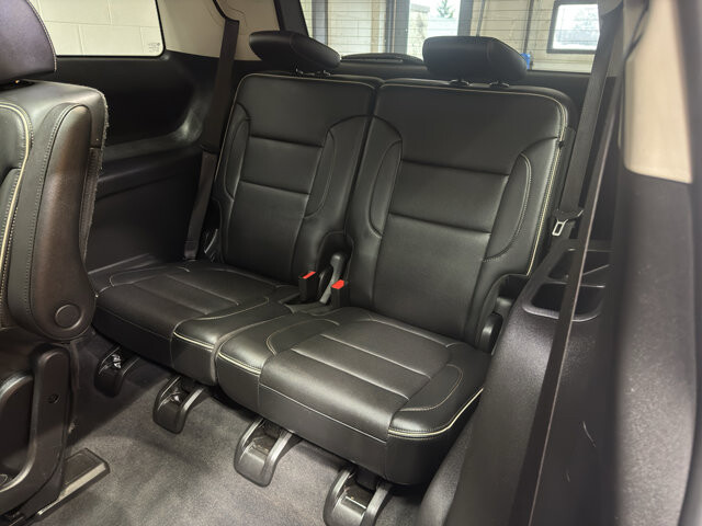 2022 GMC Acadia in Burlington, WI 53105 - 18111946 13