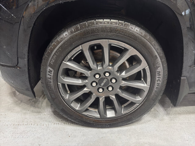 2022 GMC Acadia in Burlington, WI 53105 - 18111946 9