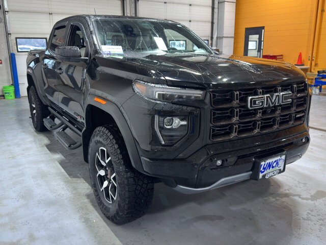 2024 GMC Canyon in Burlington, WI 53105 - 18111947 7