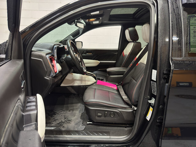 2024 GMC Canyon in Burlington, WI 53105 - 18111947 15