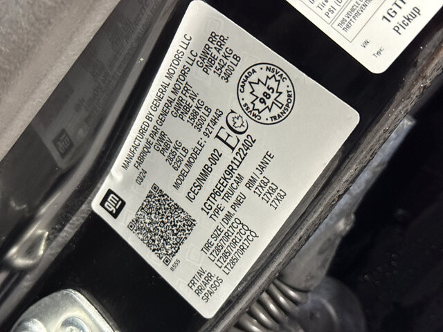 2024 GMC Canyon in Burlington, WI 53105 - 18111947 41