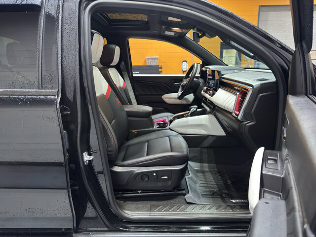 2024 GMC Canyon in Burlington, WI 53105 - 18111947 19