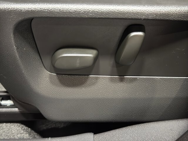 2023 Buick Envision in Burlington, WI 53105 - 18111949 18