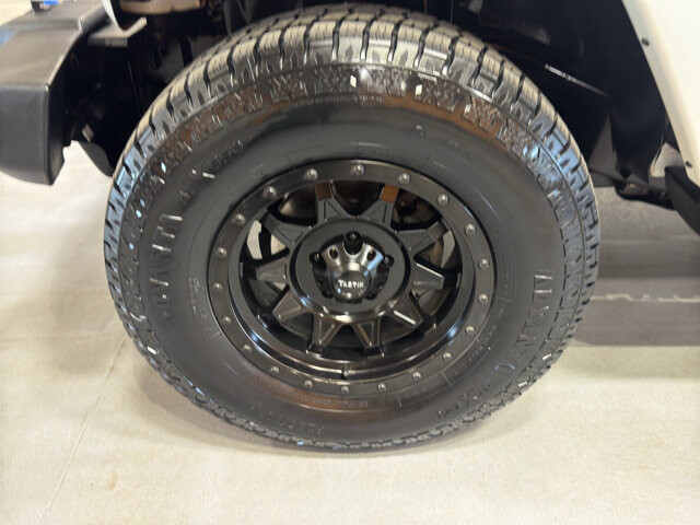 2015 Jeep Wrangler in Burlington, WI 53105 - 18111950 9