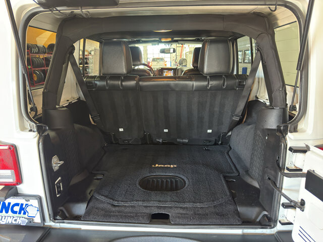 2015 Jeep Wrangler in Burlington, WI 53105 - 18111950 18