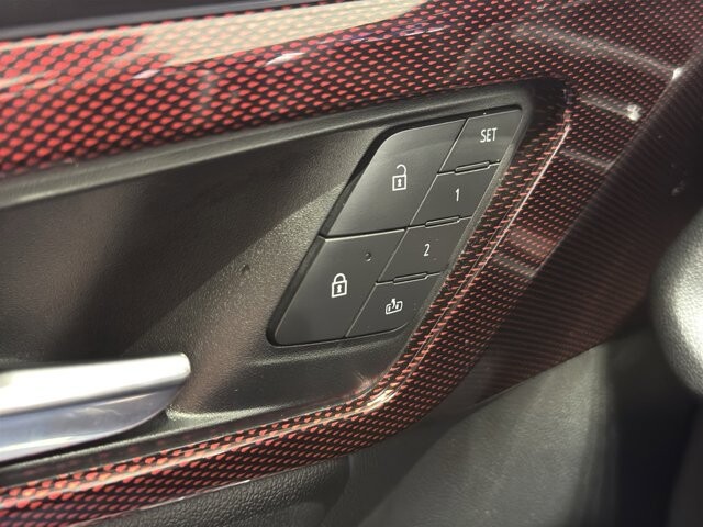 2025 Chevrolet Traverse in Burlington, WI 53105 - 18111951 34